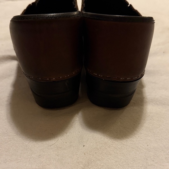Sanita Brown Leather Clogs. Sz 40 
great condition. - Picture 4 of 8